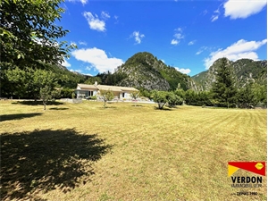 villa à la vente -   04120  CASTELLANE, surface 100 m2 vente villa - UBI432469562